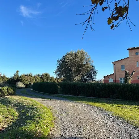 公寓 Elegante In Un Casolare Toscano