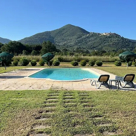 Elegante In Un Casolare Toscano