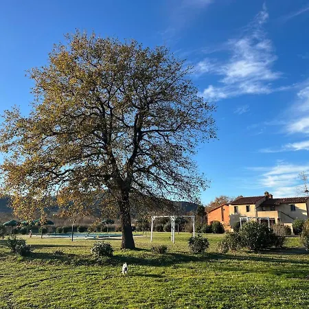 Elegante In Un Casolare Toscano * 斯卡尔利诺