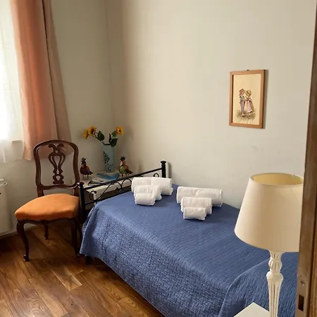 Elegante In Un Casolare Toscano *