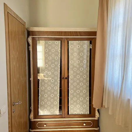Elegante In Un Casolare Toscano 斯卡尔利诺