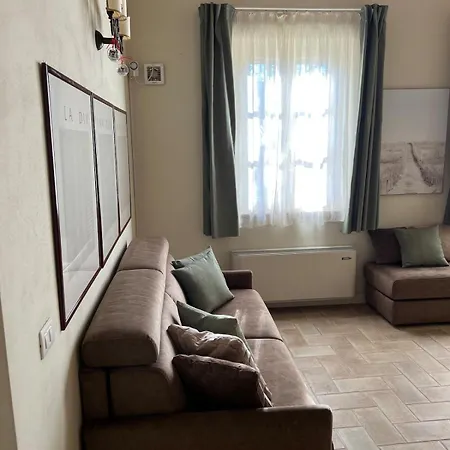 Elegante In Un Casolare Toscano *