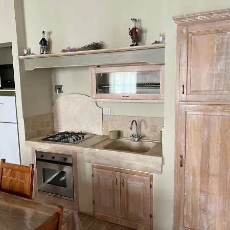 Апартаменты Elegante In Un Casolare Toscano Скарлино